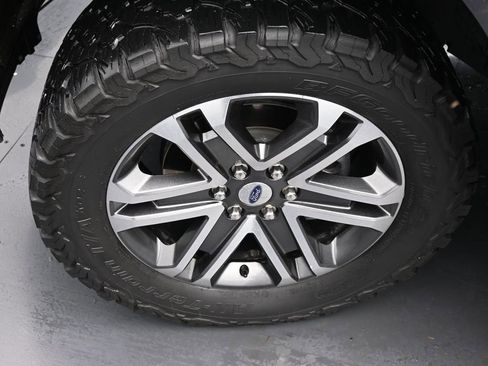 Used 2021 Ford F150 XL w/ STX Appearance Package image 19