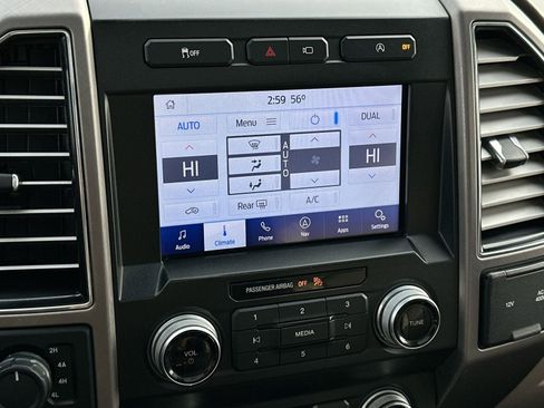 Used 2020 Ford F150 Limited w/ Trailer Tow Package image 26