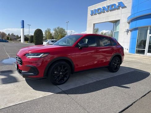 Used 2024 Honda HR-V Sport image 13