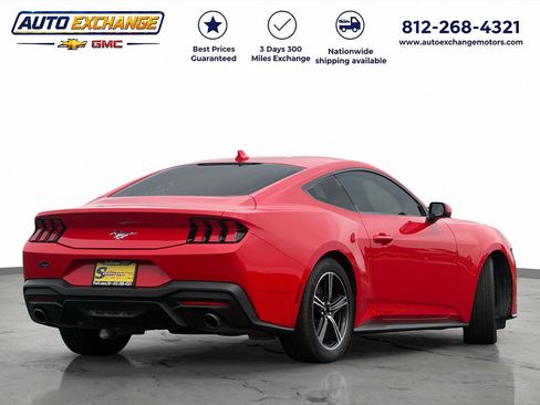 Used 2024 Ford Mustang Coupe RWD image 2