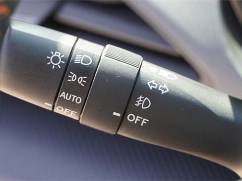 Used 2024 Subaru Crosstrek 2.5i Limited image 30