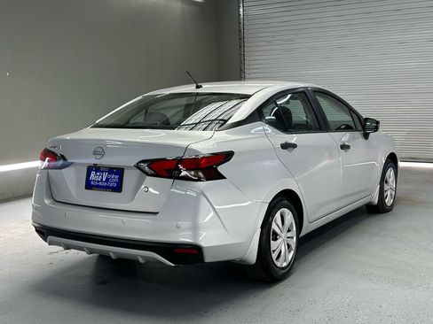 Used 2024 Nissan Versa S w/ Trunk Package FWD image 8