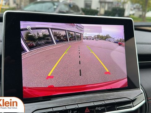 Used 2024 Jeep Compass Trailhawk image 20