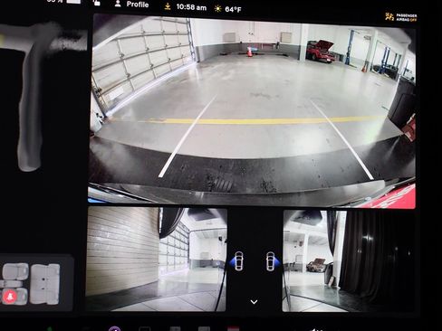 Used 2023 Tesla Model 3 Standard Range image 3