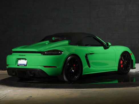 Used 2023 Porsche 718 Boxster Spyder RWD image 3