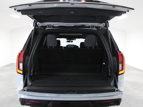 New 2025 Ford Expedition Platinum w/ Stealth Performance Package image 18