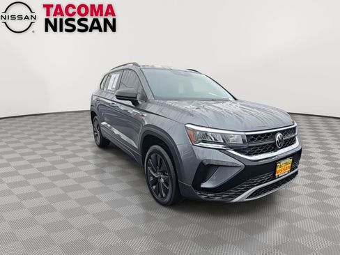 Used 2022 Volkswagen Taos S w/ IQ Drive S Package image 2