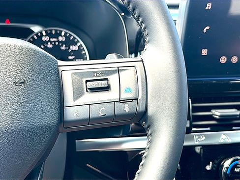 New 2026 Nissan Pathfinder SV image 19