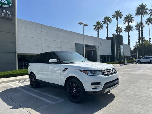 Used 2014 Land Rover Range Rover Sport HSE AWD/4WD image 2
