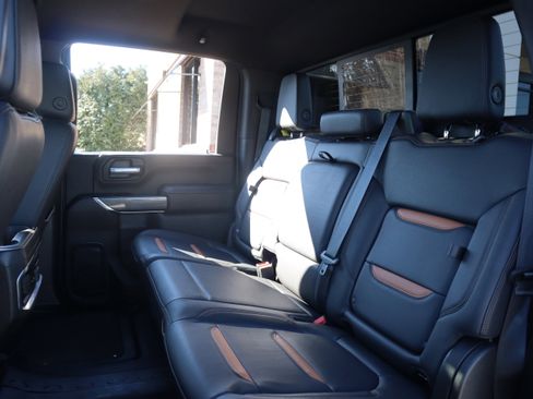 Used 2022 GMC Sierra 2500 AT4 w/ AT4 Premium Plus Package image 34