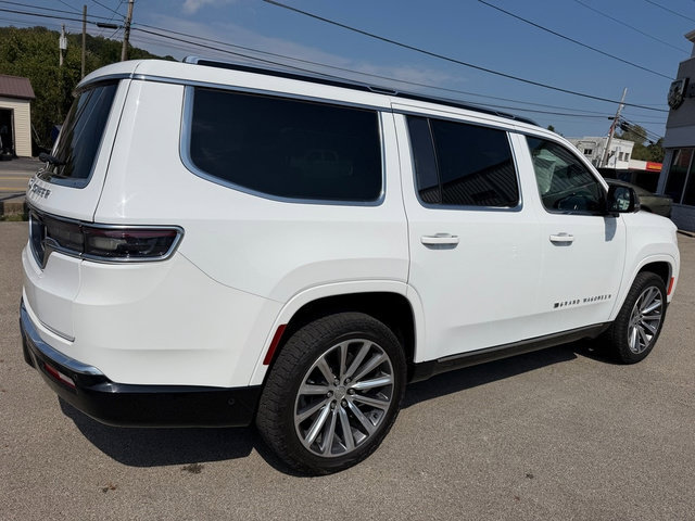 Used 2023 Jeep Grand Wagoneer 4WD image 7
