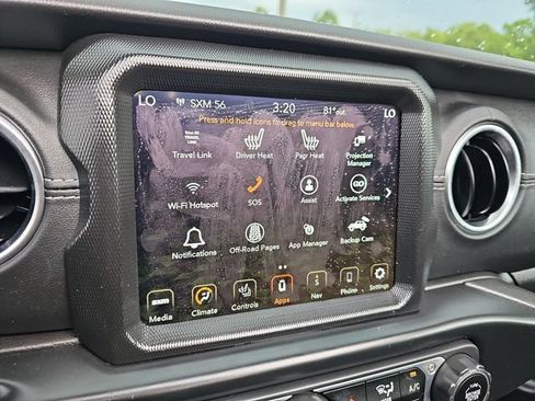 Used 2022 Jeep Wrangler Unlimited Sahara w/ Cold Weather Group AWD/4WD image 25