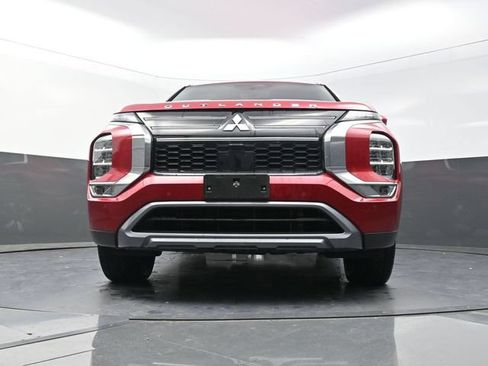 Used 2025 Mitsubishi Outlander SE FWD image 33