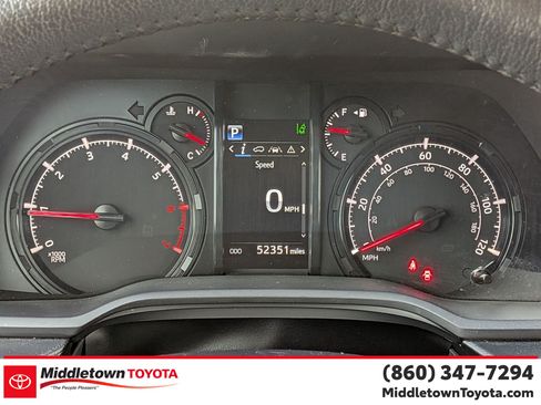 Certified 2024 Toyota 4Runner SR5 AWD/4WD image 21