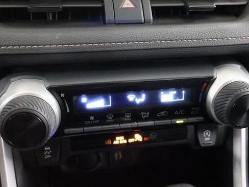 Used 2024 Toyota RAV4 LE image 22