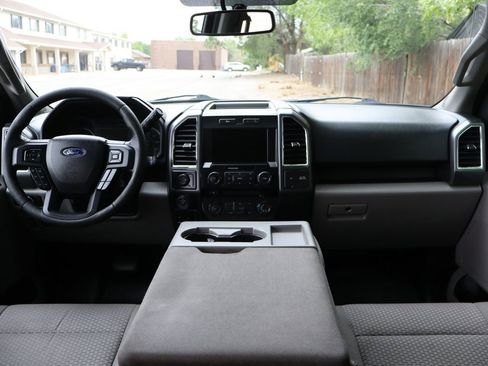 Used 2016 Ford F150 XLT w/ Equipment Group 302A Luxury AWD/4WD image 17