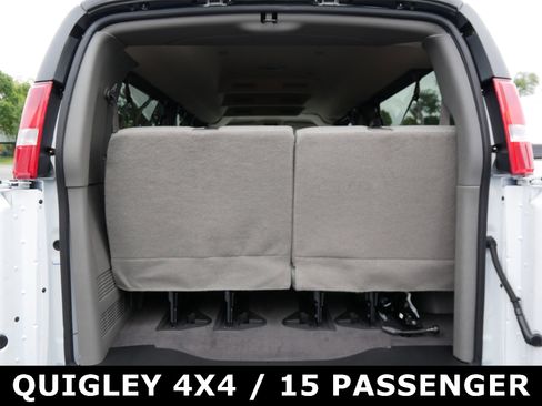 Used 2024 Chevrolet Express 3500 LT w/ LT Preferred Equipment Group image 11