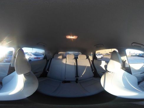 Used 2025 Hyundai Kona SEL image 42