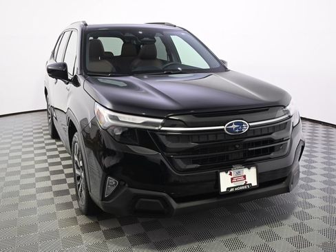 Certified 2025 Subaru Forester Touring w/ Protection Package (1PH) AWD/4WD image 9