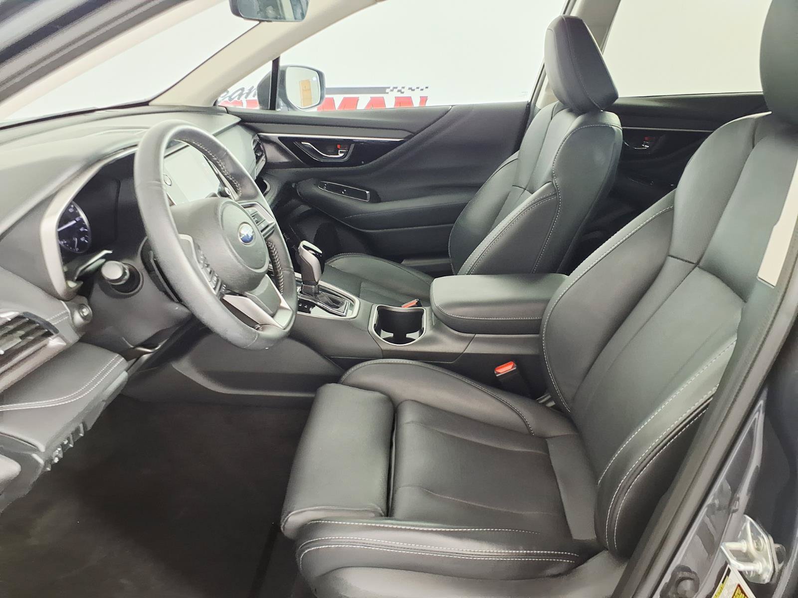 Used 2024 Subaru Outback Limited AWD/4WD image 9