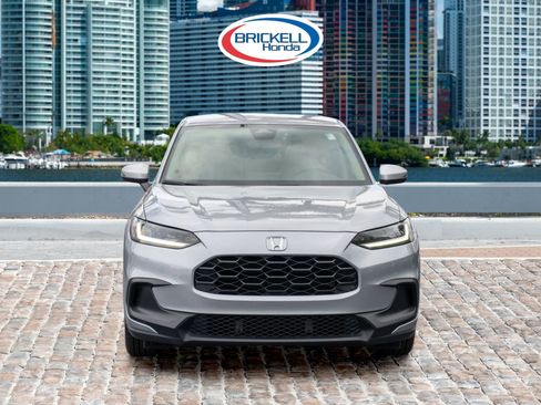 Certified 2023 Honda HR-V LX image 2