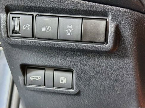 Used 2024 Toyota Corolla Cross AWD Hybrid w/ Convenience Package image 15