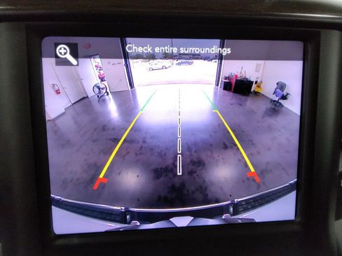 Used 2021 RAM 1500 Laramie w/ Off Road Group image 26