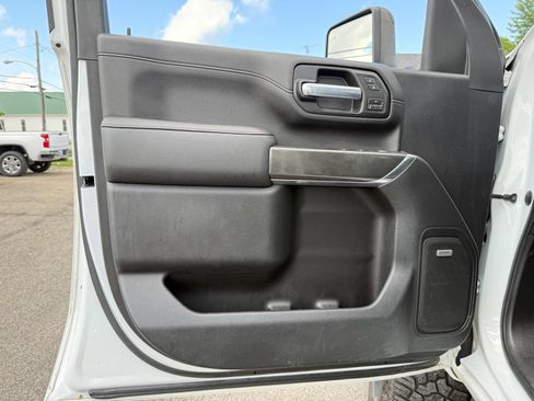 Used 2020 GMC Sierra 2500 AT4 w/ AT4 Premium Package AWD/4WD image 25