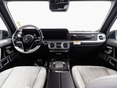 Certified 2025 Mercedes-Benz G 580 w/ EQ Technology image 27