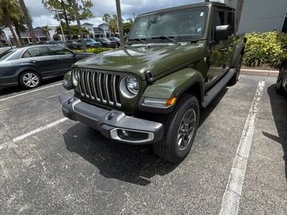 Used 2022 Jeep Gladiator Overland w/ LED Lighting Group