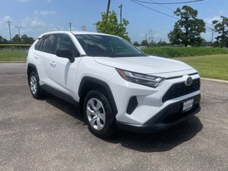 Used 2025 Toyota RAV4 LE FWD video 1