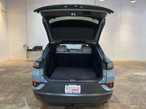 Used 2024 Volkswagen ID.4 Pro S AWD/4WD image 9