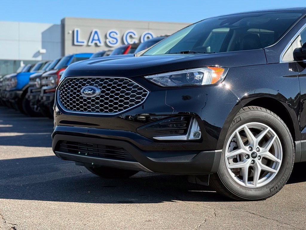 Used 2023 Ford Edge SEL w/ Convenience Package AWD/4WD image 31