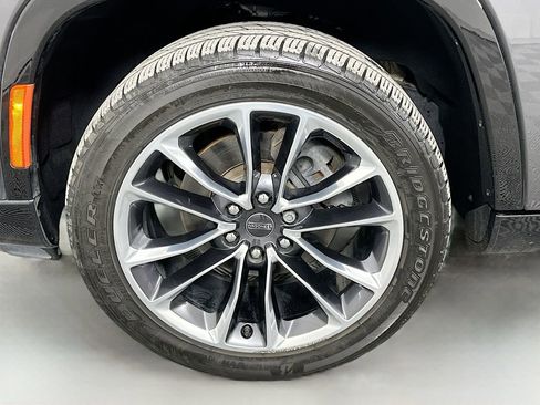 Used 2022 Jeep Wagoneer Series II w/ Premium Group I image 33