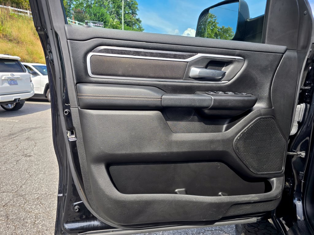 Used 2023 RAM 1500 Big Horn AWD/4WD image 45