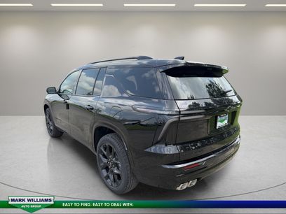 New 2026 Chevrolet Traverse RS w/ LPO, Floor Liner Package