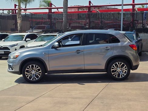 Used 2017 Mitsubishi Outlander Sport SE FWD image 9