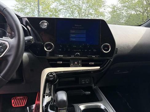Certified 2023 Lexus NX 350h AWD w/ Towing Package (2000 Lbs) image 24
