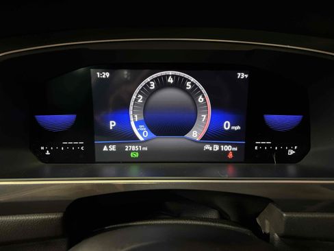 Used 2022 Volkswagen Tiguan SE FWD image 8
