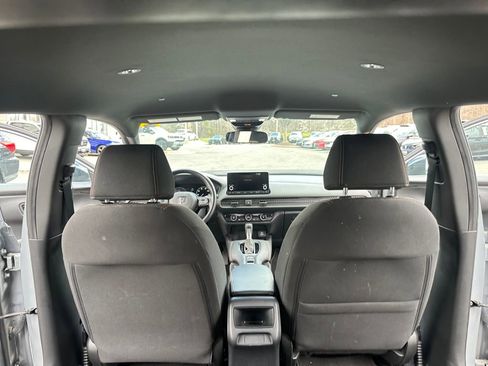Used 2025 Honda HR-V Sport image 27
