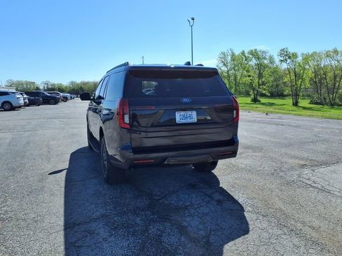 Used 2025 Ford Expedition Tremor AWD/4WD image 25