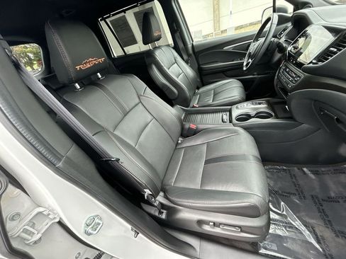 Certified 2022 Honda Passport TrailSport image 25