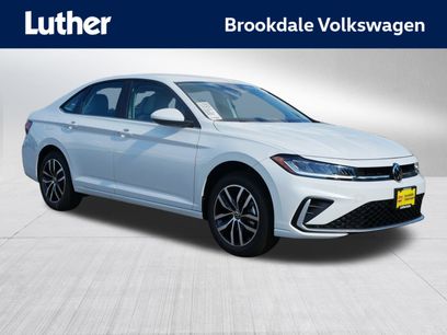 New 2025 Volkswagen Jetta SE