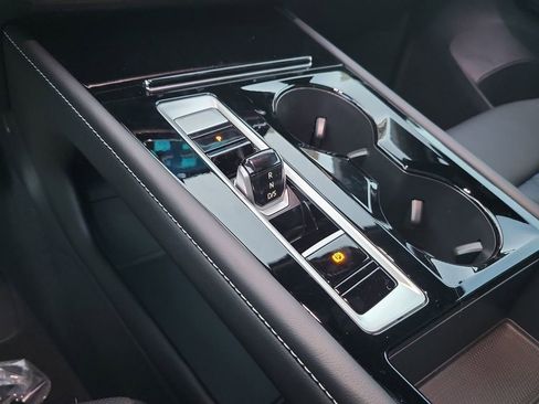 New 2026 Volkswagen Atlas Cross Sport SEL Premium R-Line image 10