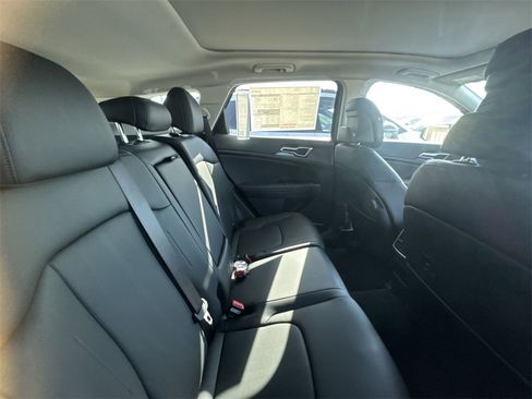 New 2026 Kia Sportage EX w/ EX Panorama Roof Package image 12