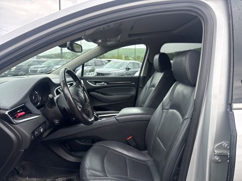 Used 2019 Buick Enclave Premium AWD/4WD image 11