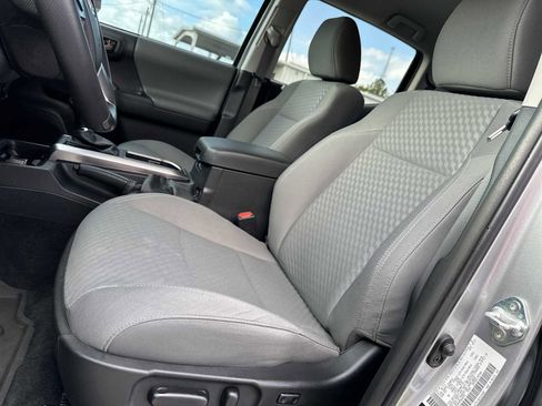 Used 2023 Toyota Tacoma SR5 w/ Technology Package image 12