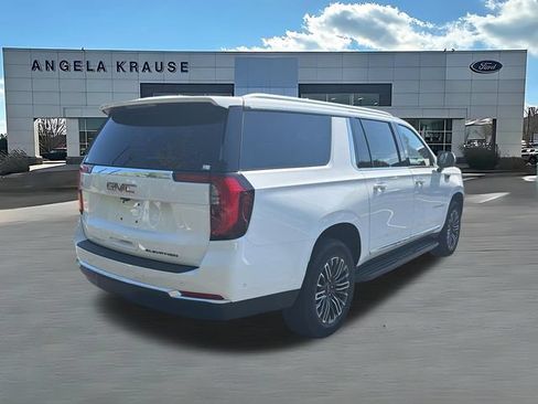 Used 2026 GMC Yukon XL Elevation AWD/4WD image 8