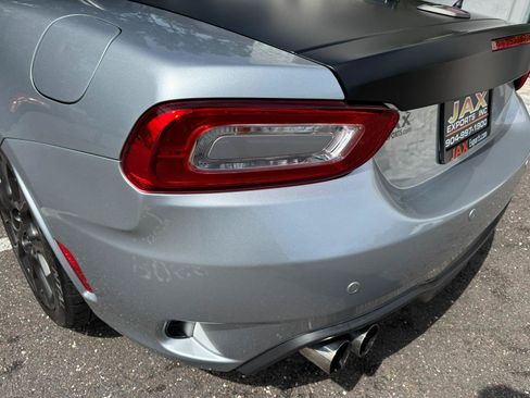 Used 2018 FIAT 124 Spider Abarth w/ Convenience Group RWD image 7