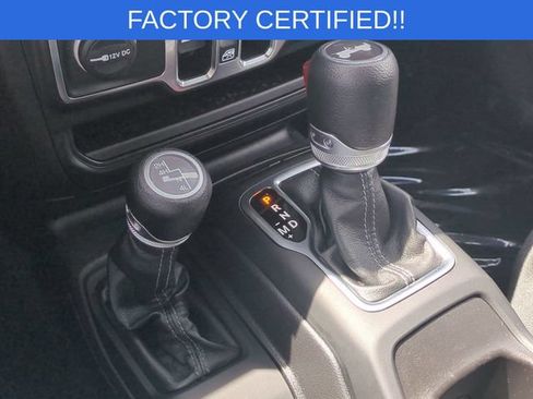 Used 2024 Jeep Wrangler Unlimited Sport AWD/4WD image 24